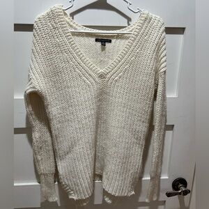 American Eagle sweater chunky size small